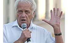 Хмара: українським паспортам не вистачає графи “національність”