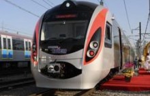 Hyundai 5 вересня не виїхав зі Львова з вини залізничників