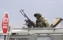 Російські військові облаштували польовий табір поряд з кордоном України