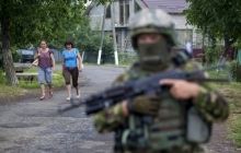 Під Маріуполем поранено двох військових