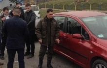На хабарі затримали командира роти Нацгвардії - Матіос