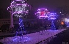 У Дніпрі запалили мільйони святкових вогнів (фоторепортаж)
