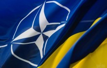Армія повинна мати у складі не менше половини жінок - НАТО