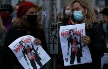 Більшість поляків проти посилення заборони абортів – опитування